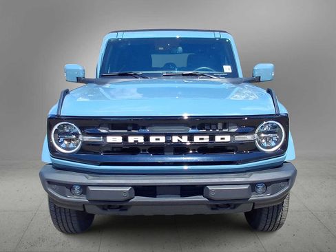 Used 2023 Ford Bronco Outer Banks AWD/4WD image 3