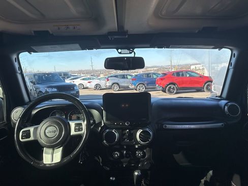 Used 2017 Jeep Wrangler Unlimited Sahara w/ Quick Order Package 24E Chief image 20