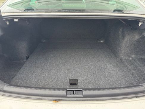 Used 2014 Volkswagen Passat 1.8T S image 18