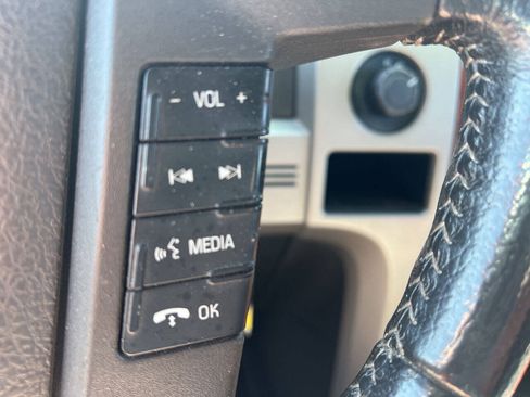 Used 2010 Ford F150 Lariat AWD/4WD image 23