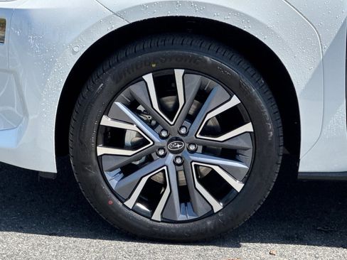 New 2026 Subaru Solterra AWD/4WD image 25