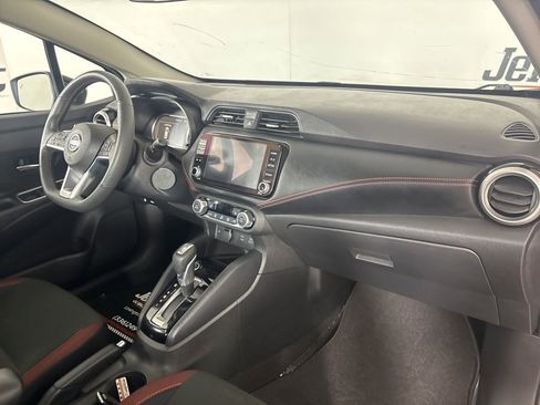 Used 2025 Nissan Versa SR w/ Trunk Package FWD image 28