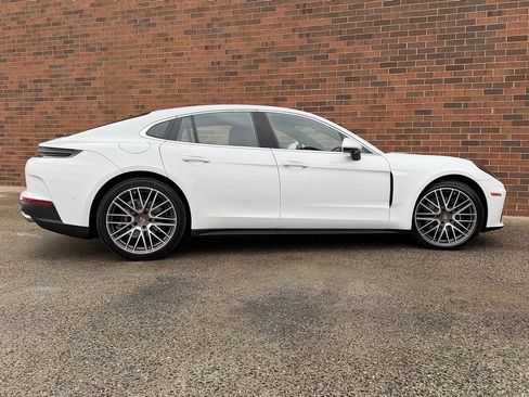 New 2026 Porsche Panamera 4 image 7