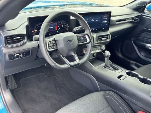 Used 2024 Ford Mustang Coupe RWD image 2