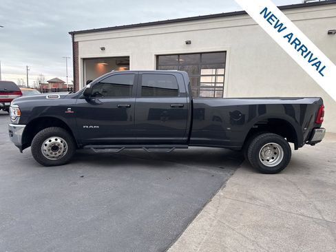Used 2021 RAM 3500 Big Horn w/ Level B Equipment Group image 4