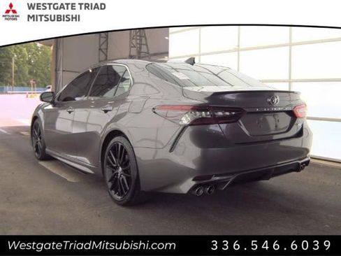 Used 2021 Toyota Camry XSE FWD image 6