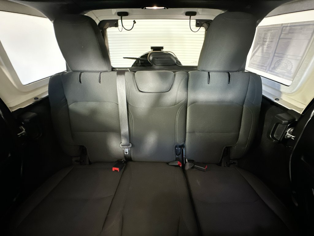 Used 2021 Jeep Wrangler Unlimited Sport AWD/4WD image 13