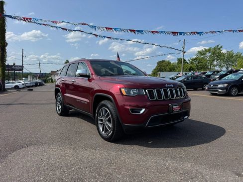 Used 2019 Jeep Grand Cherokee Limited AWD/4WD image 8