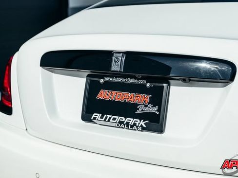 Used 2019 Rolls-Royce Wraith RWD image 55