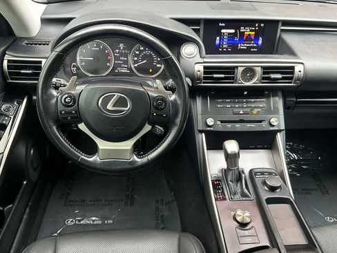 Used 2016 Lexus IS 200t image 15