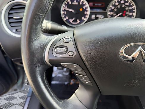 Used 2019 INFINITI QX60 Luxe image 17