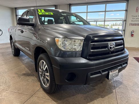 Used 2012 Toyota Tundra 2WD Double Cab w/ Tow Pkg image 4