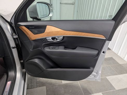 Used 2024 Volvo XC90 B6 Plus w/ Protection Package Premier image 30