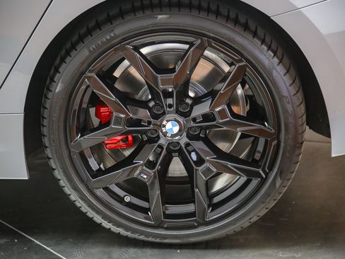 Used 2026 BMW 330i Sedan w/ M Sport Package RWD image 12