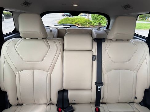 Used 2025 INFINITI QX60 Luxe w/ Vision Package AWD/4WD image 26