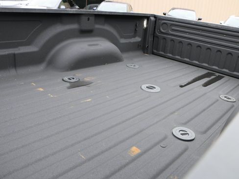 Used 2025 RAM 3500 Laramie AWD/4WD image 32