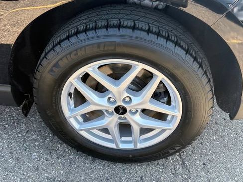 Certified 2023 Ford Edge SEL w/ Convenience Package AWD/4WD image 6