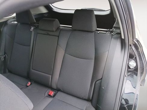 Used 2025 Toyota RAV4 LE AWD/4WD image 13