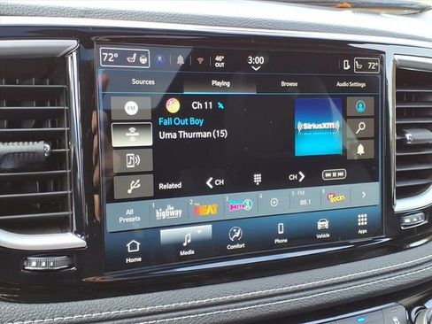 New 2026 Chrysler Pacifica Select w/ S Appearance Package image 19