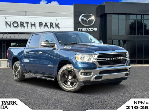 Used 2019 RAM 1500 Big Horn AWD/4WD image 1