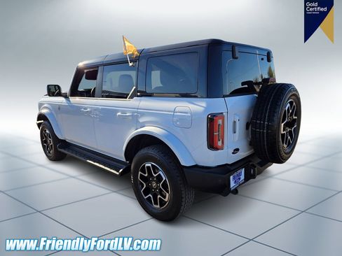 Certified 2025 Ford Bronco Outer Banks AWD/4WD image 4