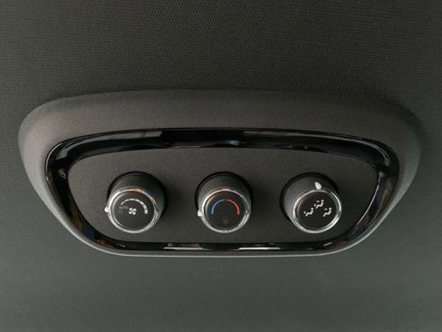 Used 2024 Dodge Durango GT w/ Blacktop Package image 18