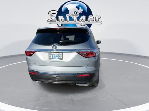 Used 2024 Buick Enclave Essence w/ Technology Package image 8