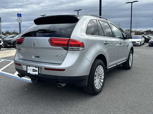 Used 2012 Lincoln MKX FWD w/ Class II Trailer Tow Pkg image 6