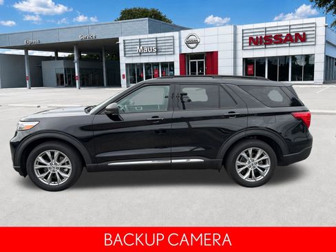 Used 2021 Ford Explorer XLT w/ Equipment Group 202A RWD image 7