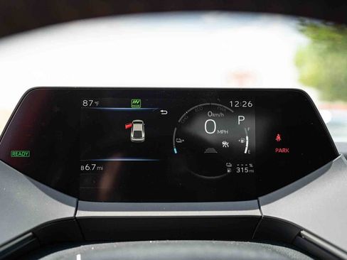 New 2026 Toyota Prius Plug-In Hybrid FWD image 12