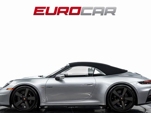 Used 2026 Porsche 911 Carrera 4 GTS image 3
