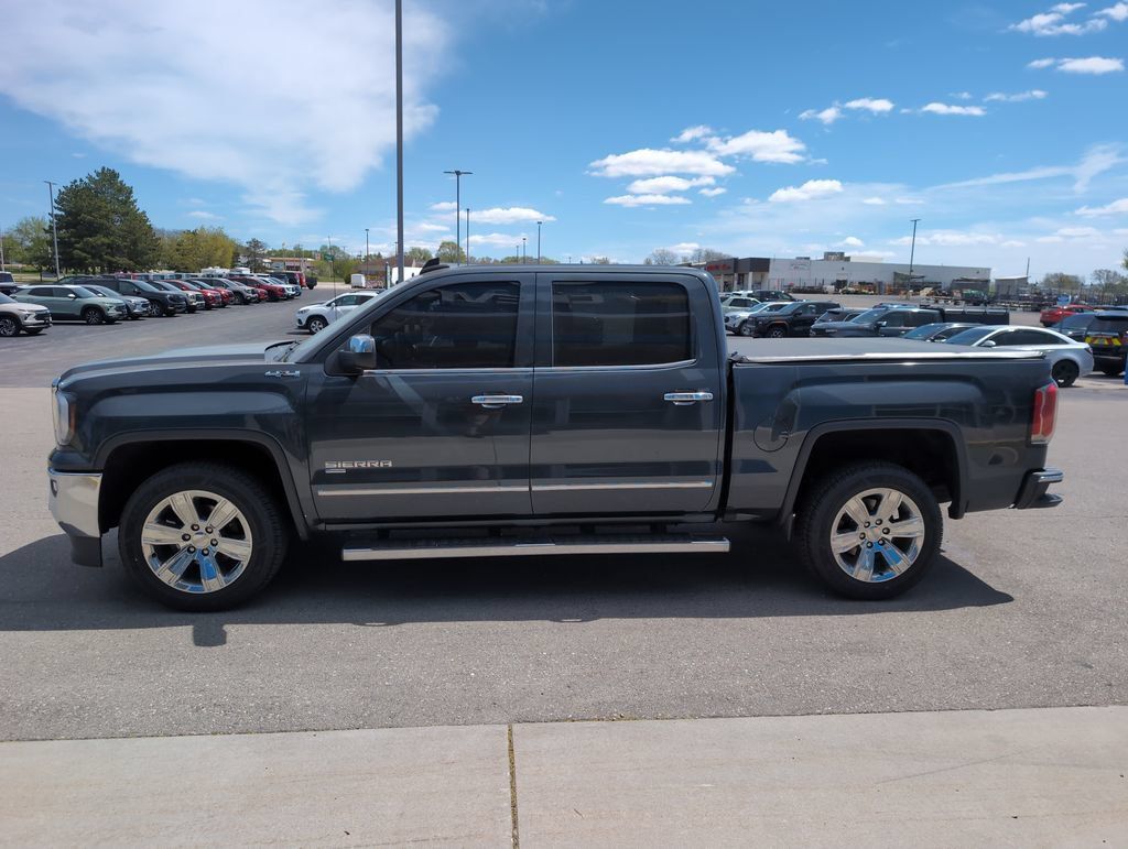 Used 2018 GMC Sierra 1500 SLT AWD/4WD image 5