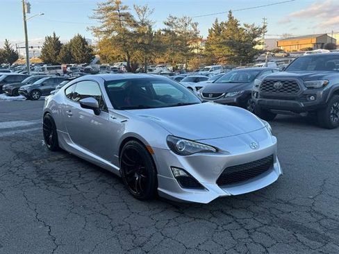 Used 2013 Scion FR-S image 6