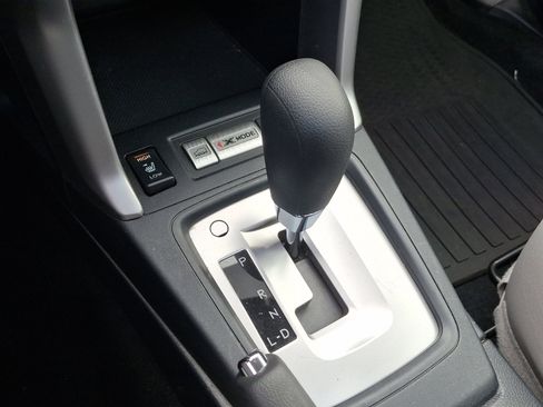 Used 2018 Subaru Forester 2.5i Premium w/ All-Weather Package image 15