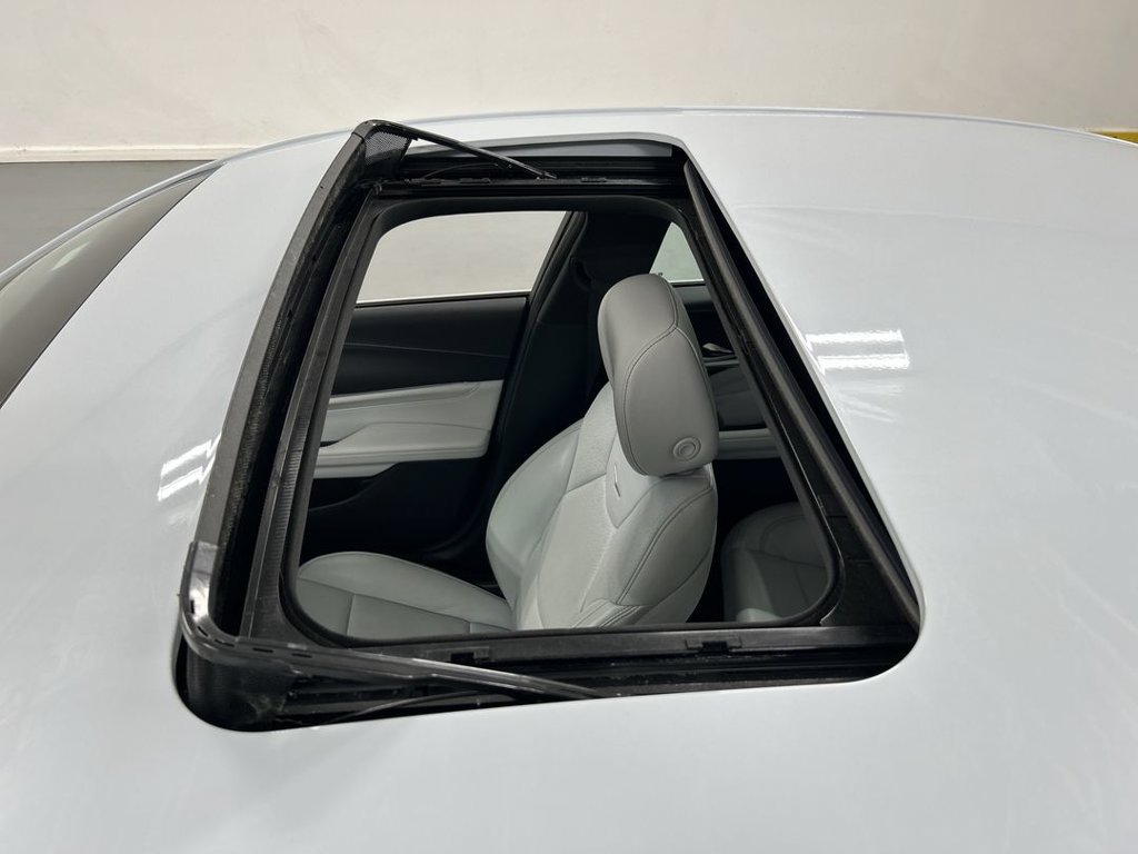 Used 2021 Cadillac CT4 Premium Luxury AWD/4WD image 19