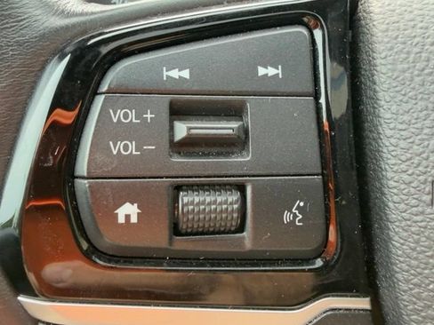 Used 2025 Honda Odyssey Sport-L image 26