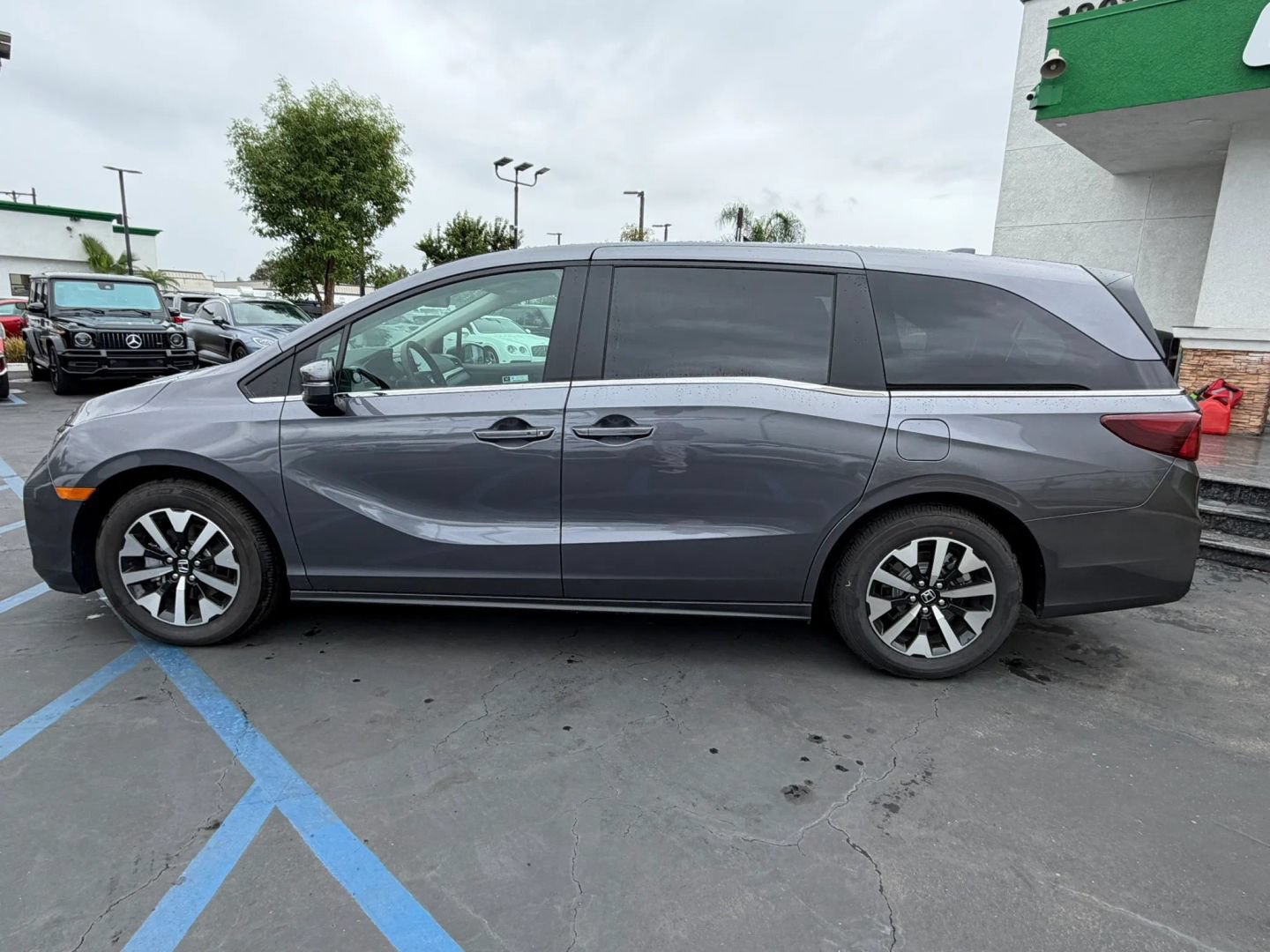 Used 2026 Honda Odyssey EX-L image 5