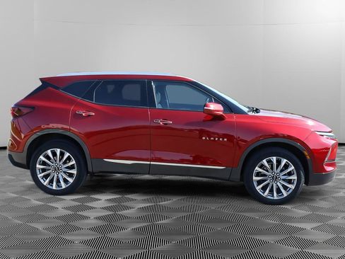 Used 2024 Chevrolet Blazer Premier FWD image 9