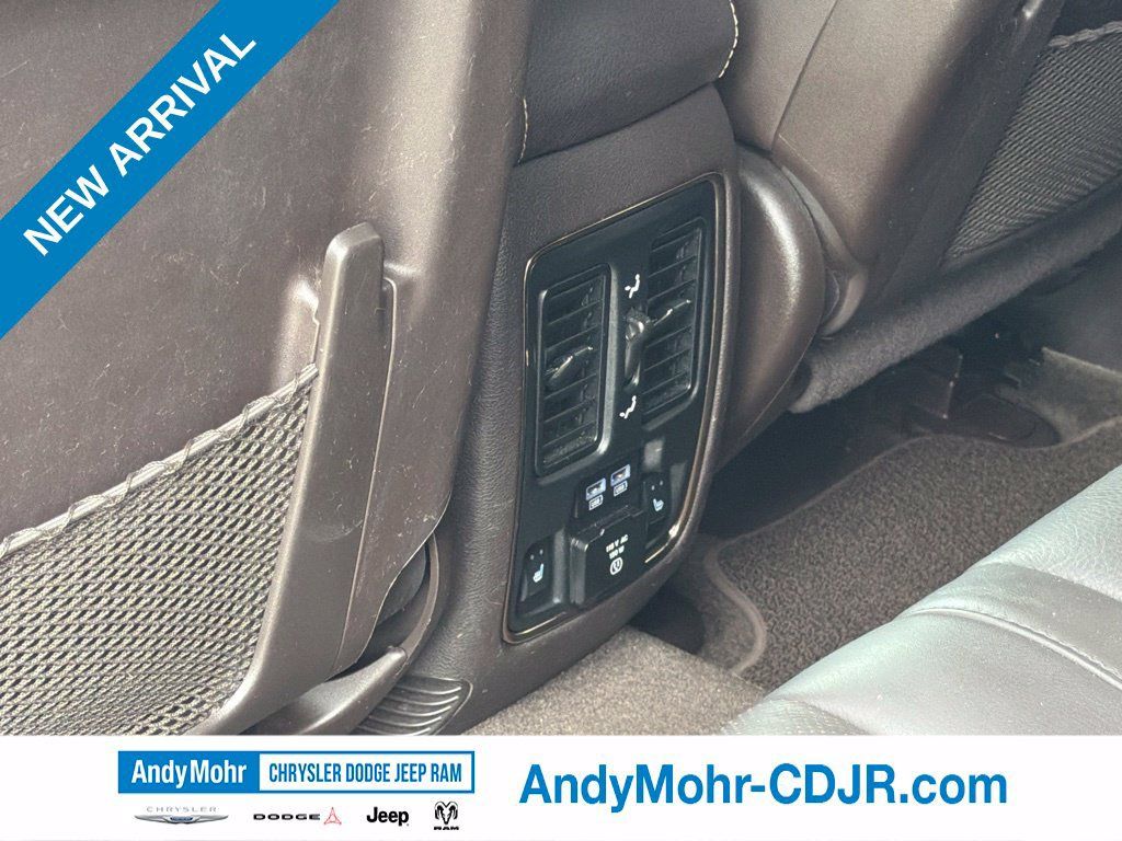 Used 2016 Jeep Grand Cherokee Summit AWD/4WD image 19