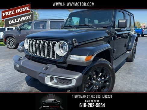 Used 2025 Jeep Wrangler Unlimited Sahara image 1