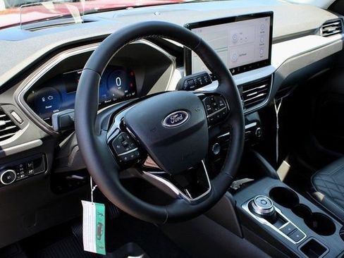 New 2024 Ford Escape SE w/ PHEV Premium Package image 15