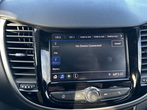 Used 2020 Chevrolet Trax LT image 24