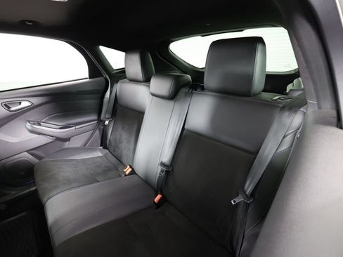 Used 2017 Ford Focus RS AWD/4WD image 15