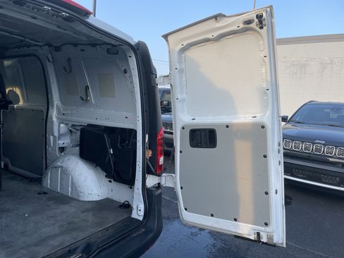 Used 2018 Mercedes-Benz Metris image 19