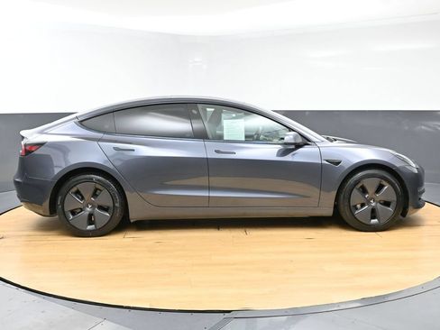 Used 2023 Tesla Model 3 Standard Range RWD image 9