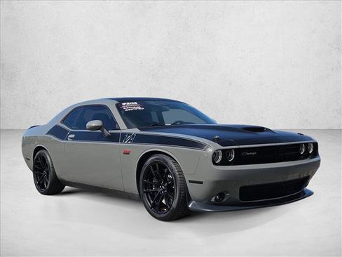 Used 2017 Dodge Challenger T/A image 3