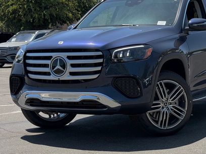 New 2026 Mercedes-Benz GLS 450 4MATIC