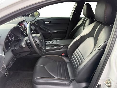Used 2020 Toyota Avalon XSE image 14