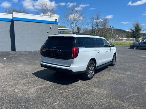 Used 2025 Ford Expedition Max Active image 7