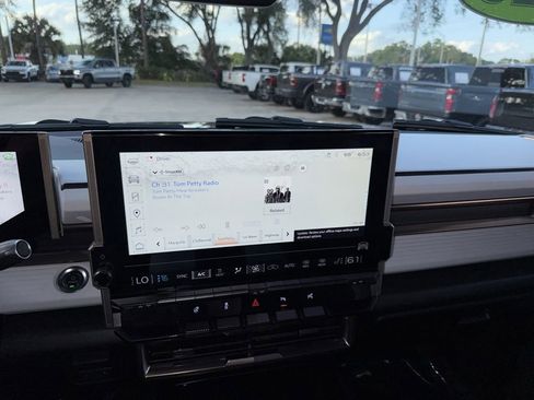Used 2025 GMC Hummer EV 3X AWD/4WD image 80